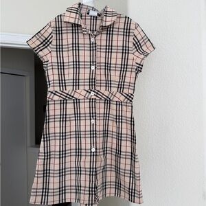 Burberry (girls) Dress button down 6T short sleeves beige